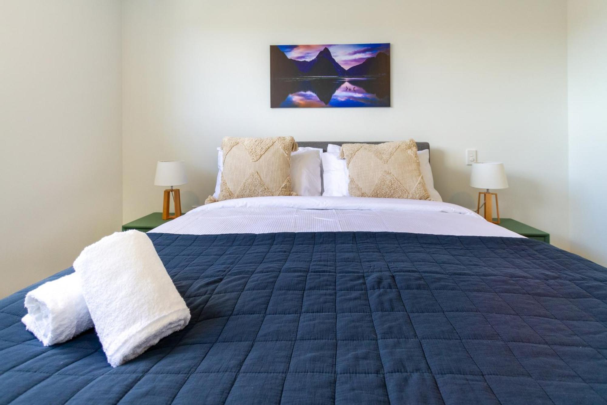 Conveniently Located 2Br Townhouse In West Akl Apartment Auckland Bagian luar foto